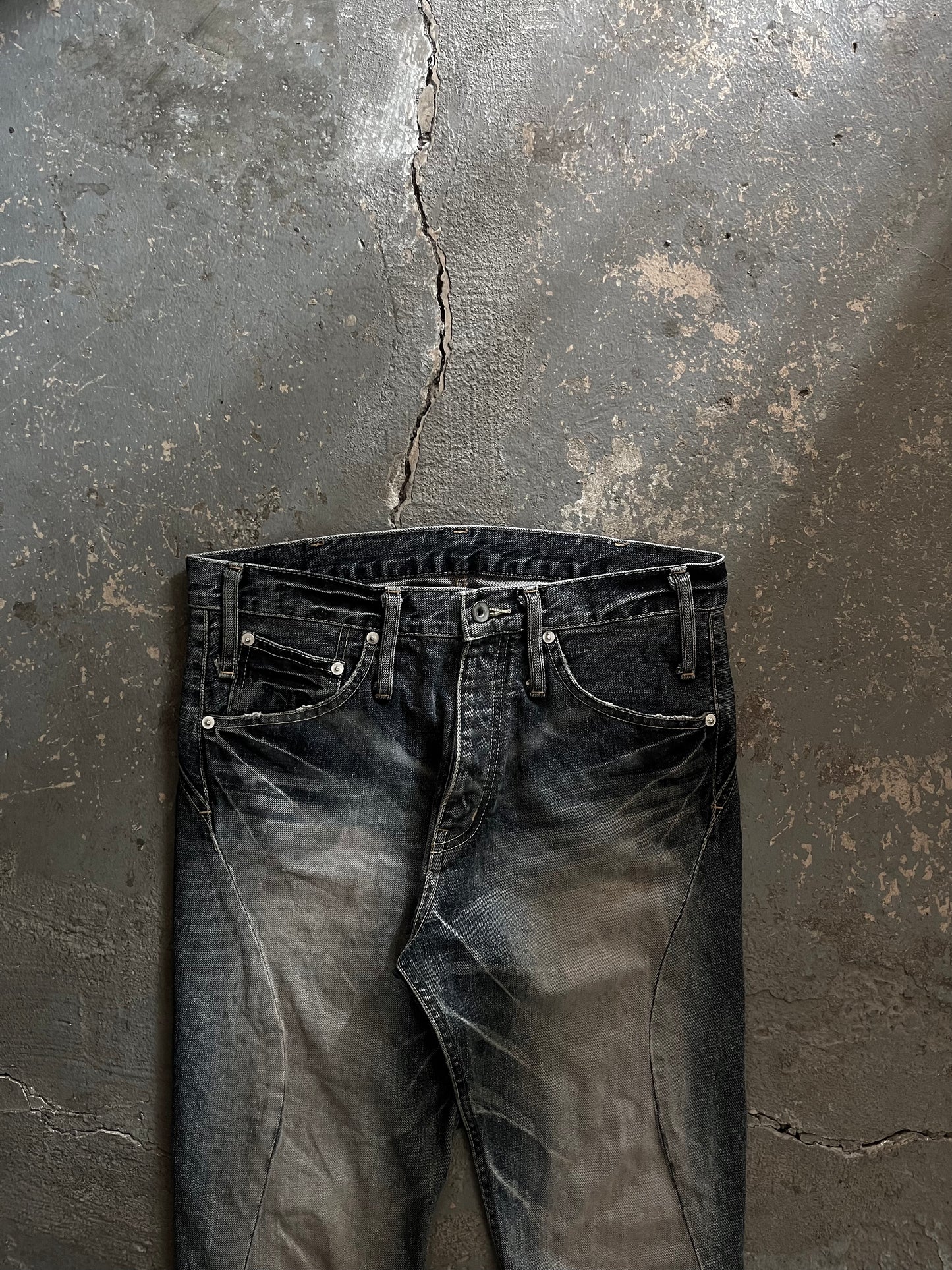 L.G.B. Wolf Cut Flared Jeans