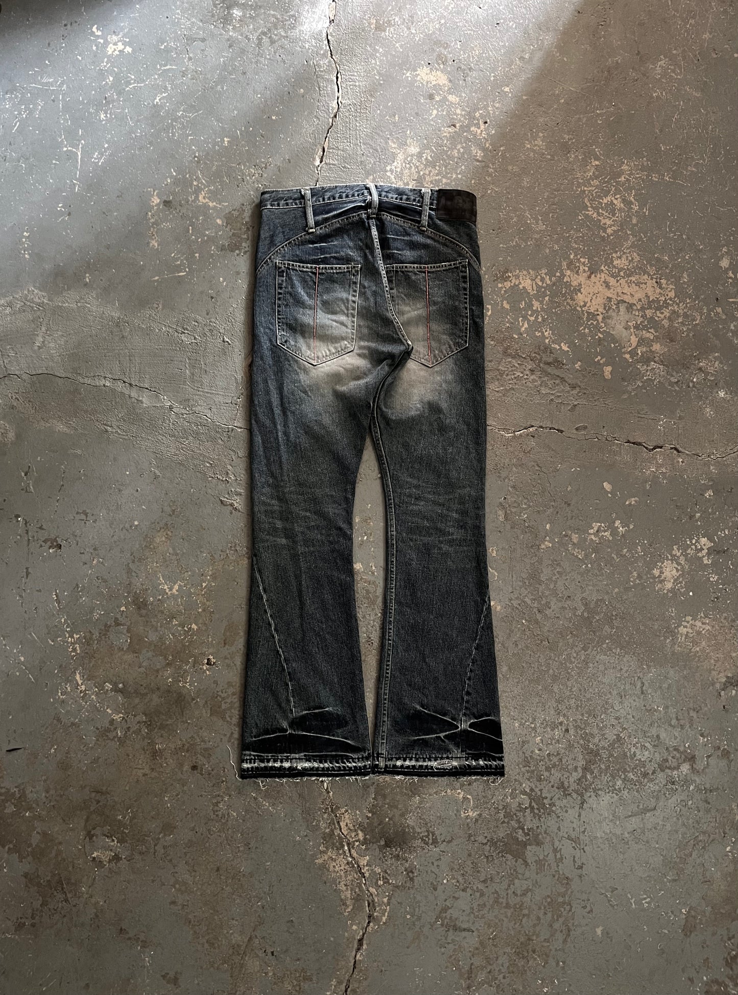 L.G.B. Wolf Cut Flared Jeans