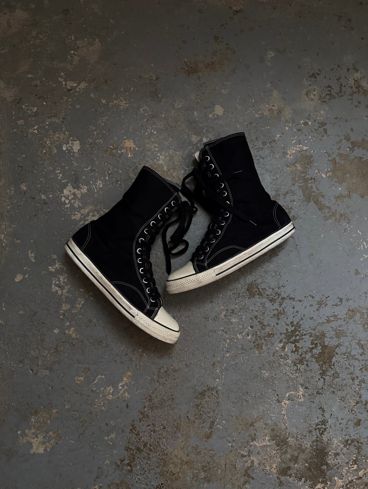 Number (N)ine SS04 “Dream Baby Dream” Hightop ‘Chucks’
