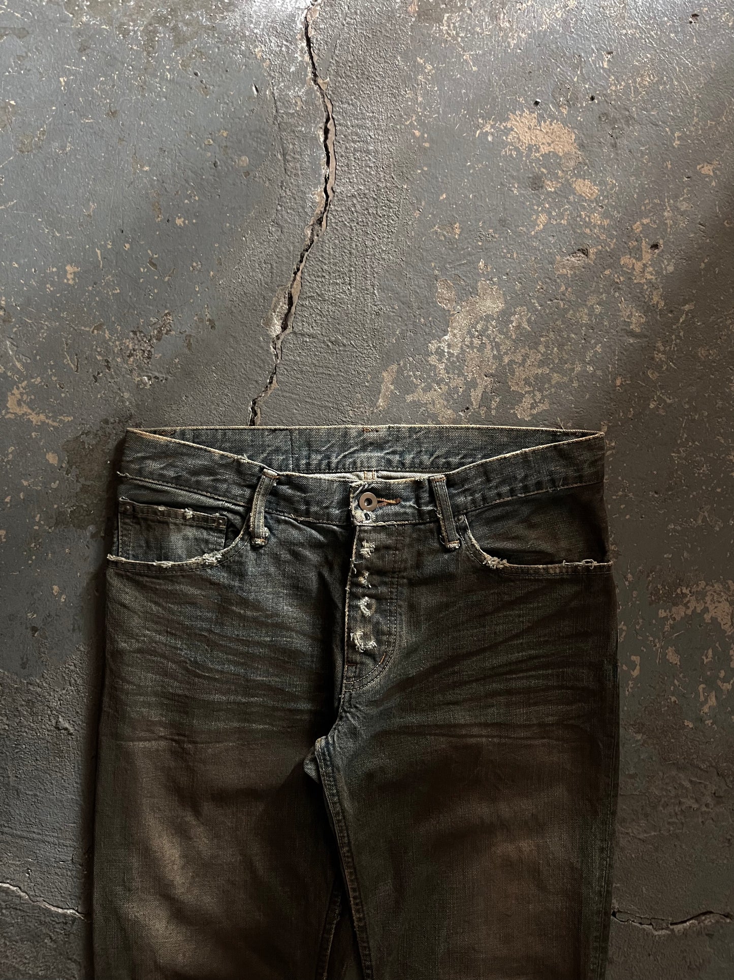L.G.B. Wolf Cut Mudwash Flared Jeans