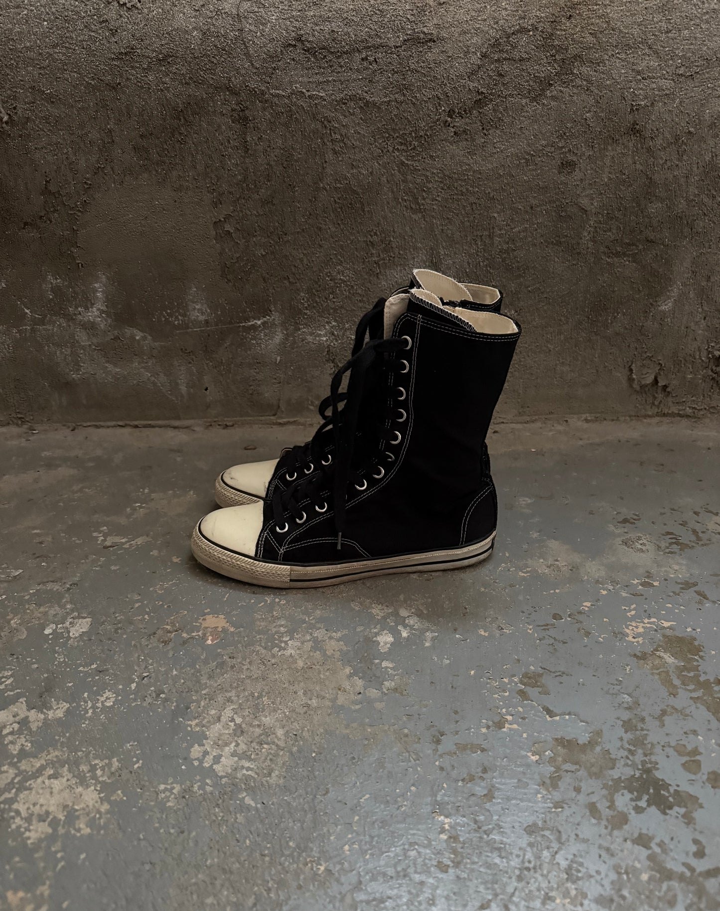 Number (N)ine SS04 “Dream Baby Dream” Hightop ‘Chucks’