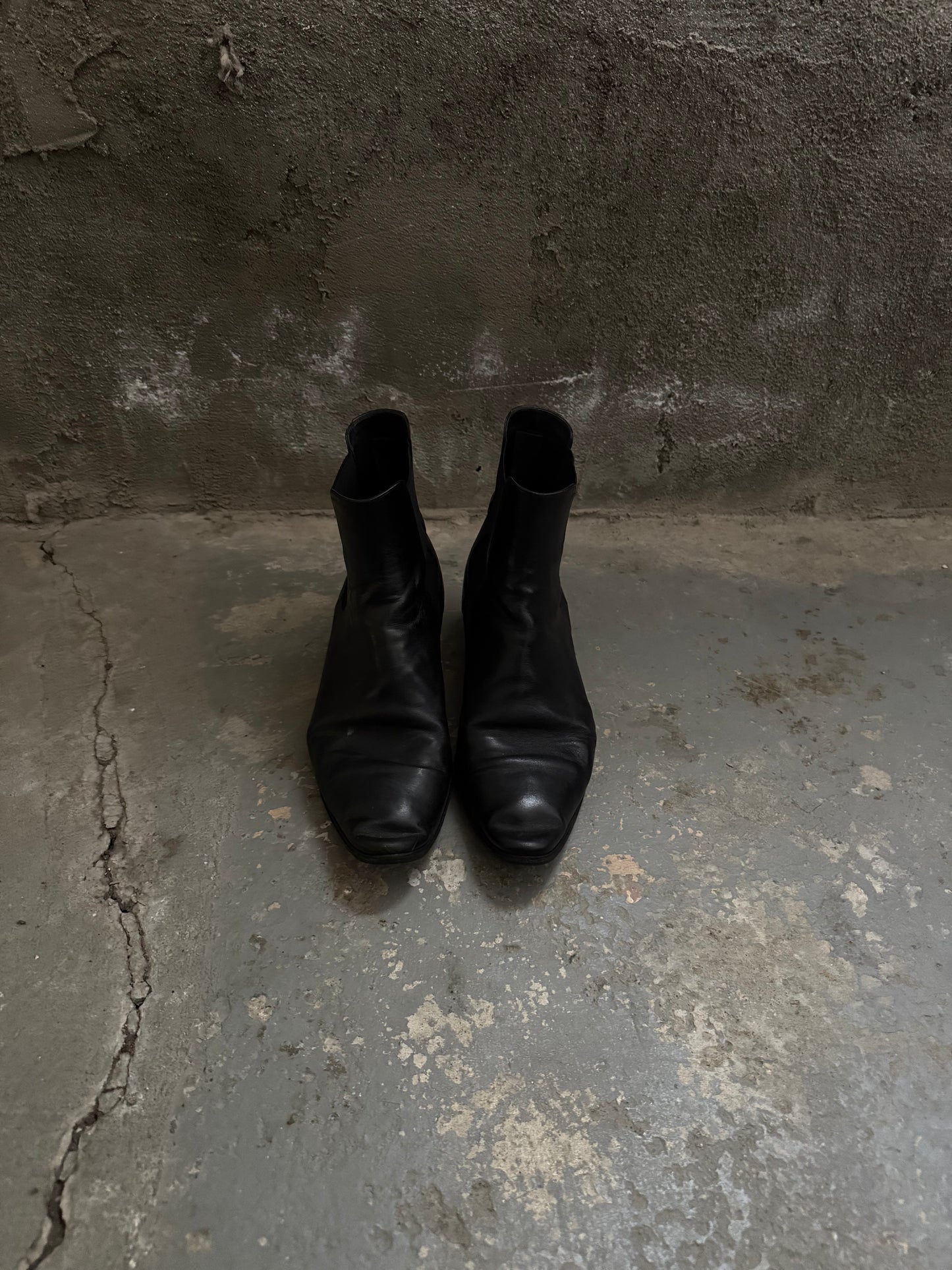 Saint Laurent Classic Chelsea Boot