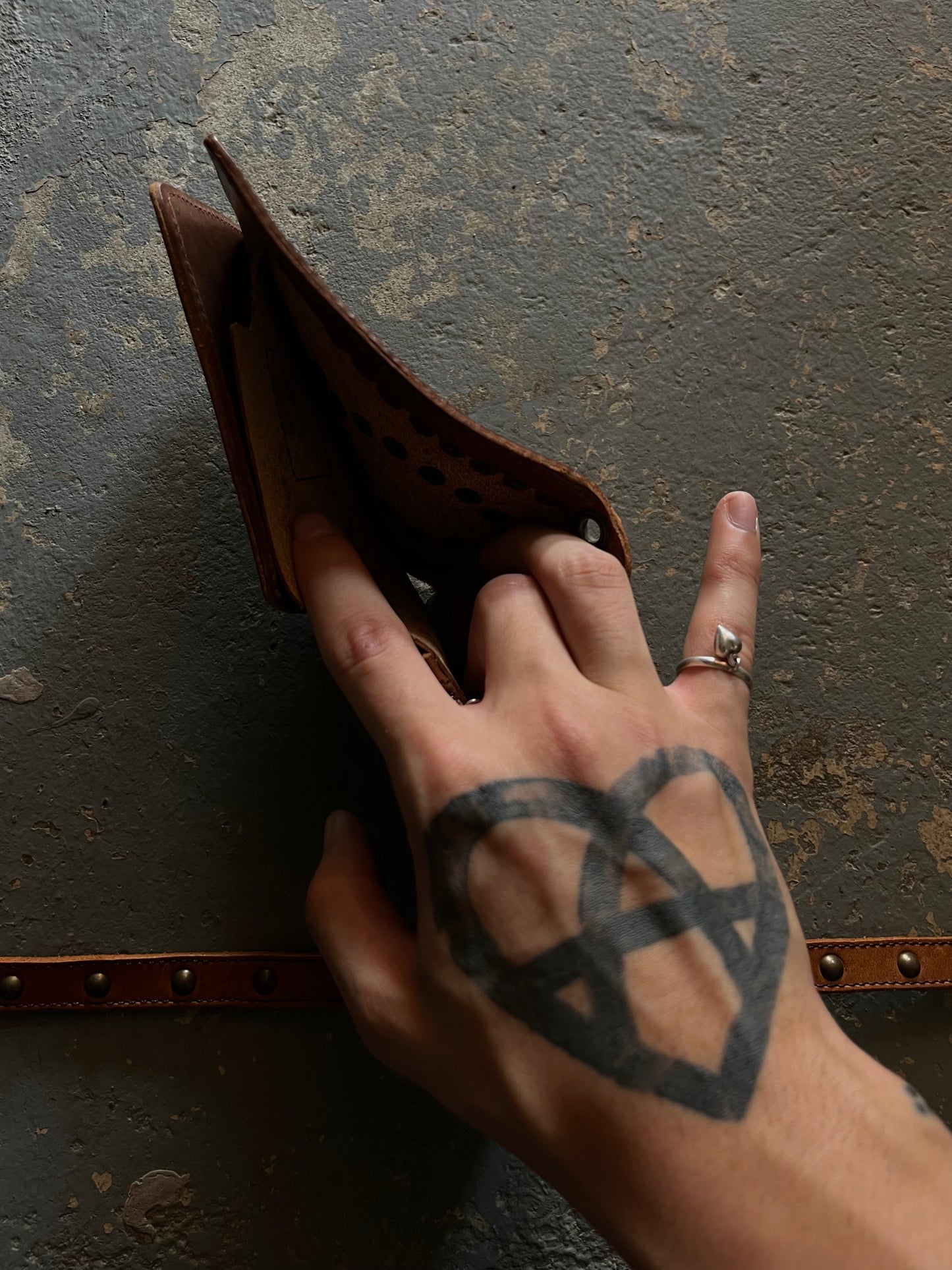 Beauty:Beast 90’s Studded Leather Wallet & Leather Chain