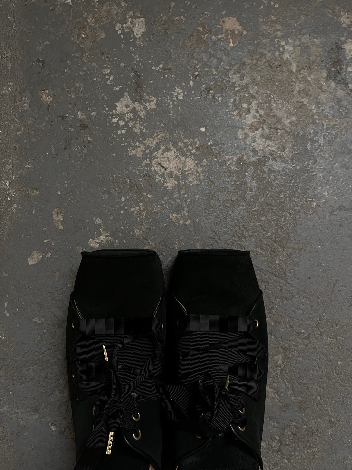 The Old Curiosity Shop X Kids Love Gaite Suede Hog Toe Creepers