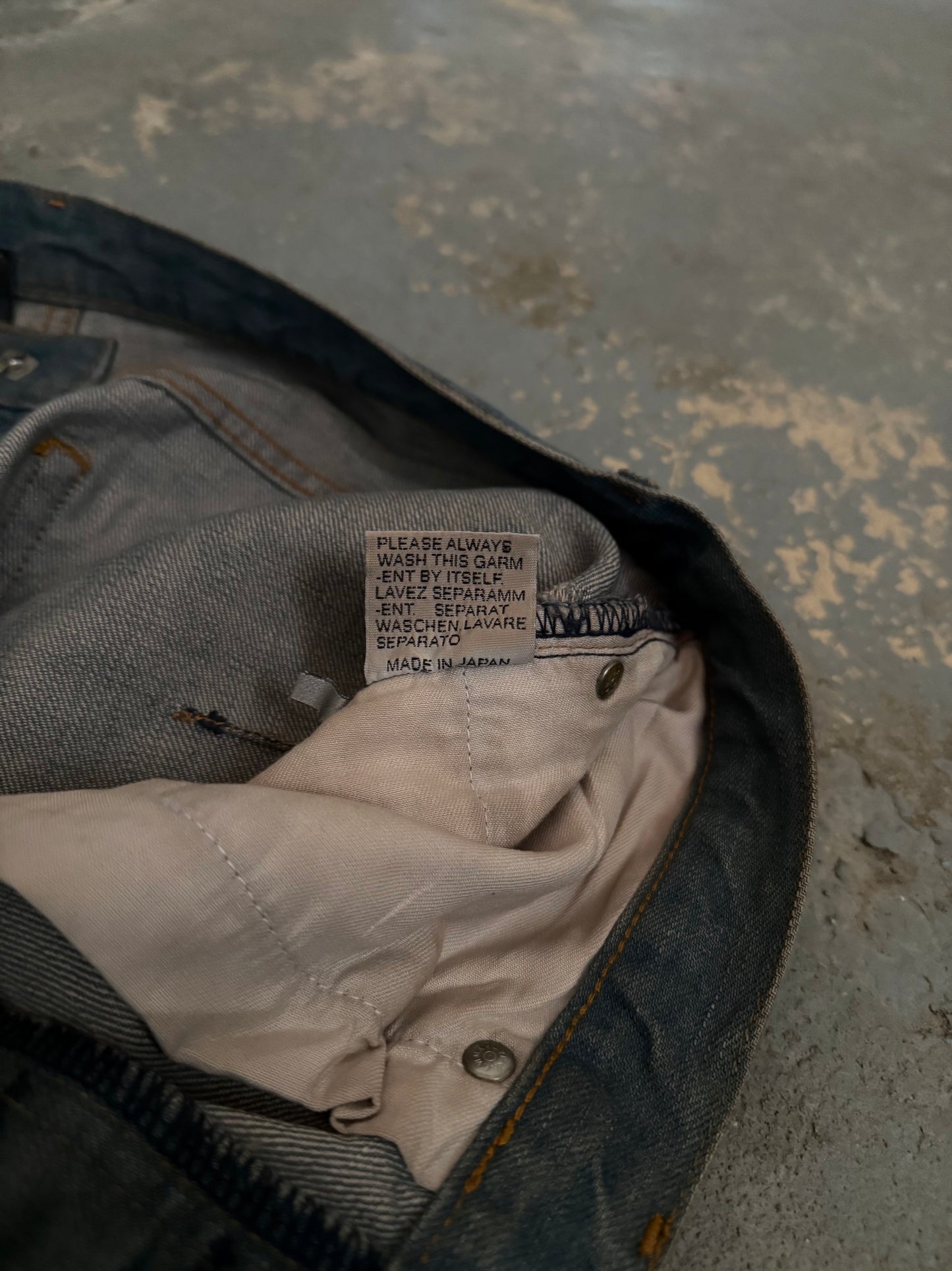 Dior SS04 “Strip” Bleu Claire Dirty Clawmark Jeans