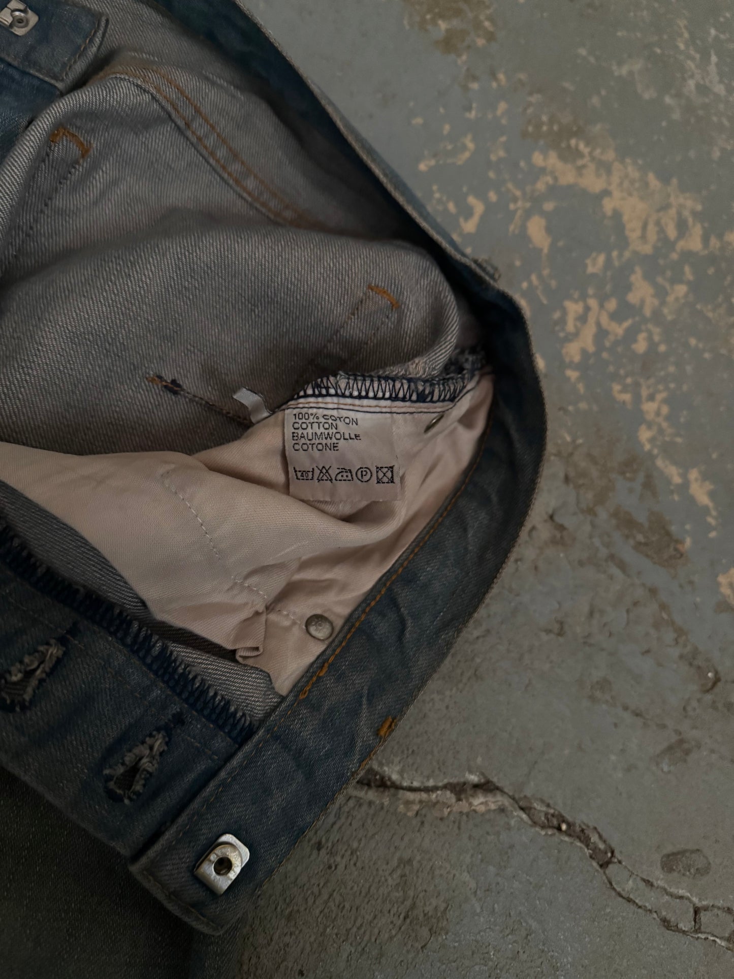 Dior SS04 “Strip” Bleu Claire Dirty Clawmark Jeans