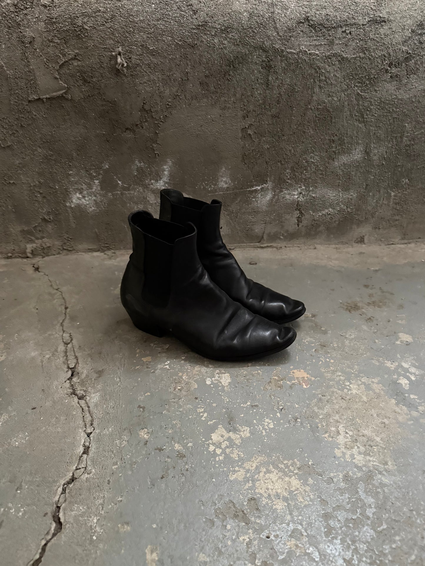 Saint Laurent Classic Chelsea Boot