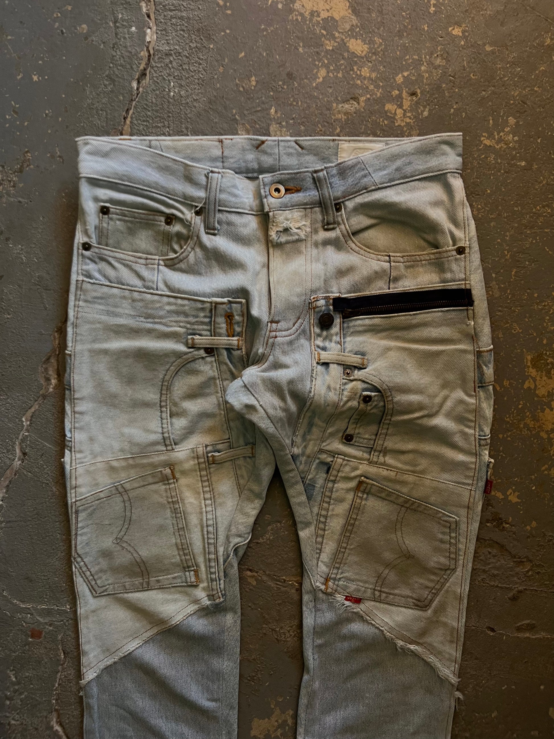 20471120 Paper AW00 “Recycounture” Reconstructed Levi's Jeans 