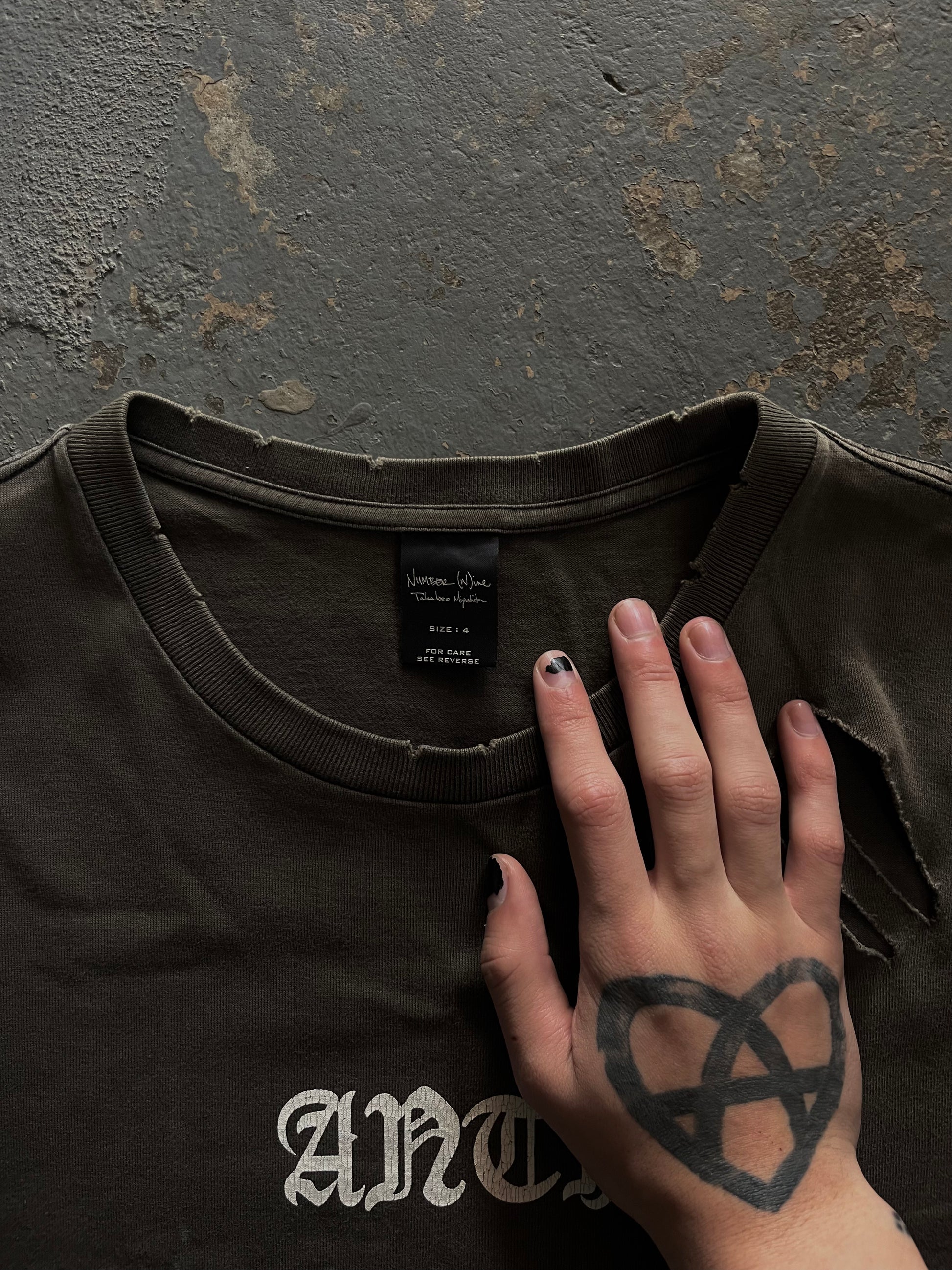 Number (N)ine AW04 “Give Peace A Chance” Anti-War Distressed Tee